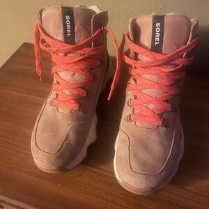 Sorel Kinetic Impact boots - size 10